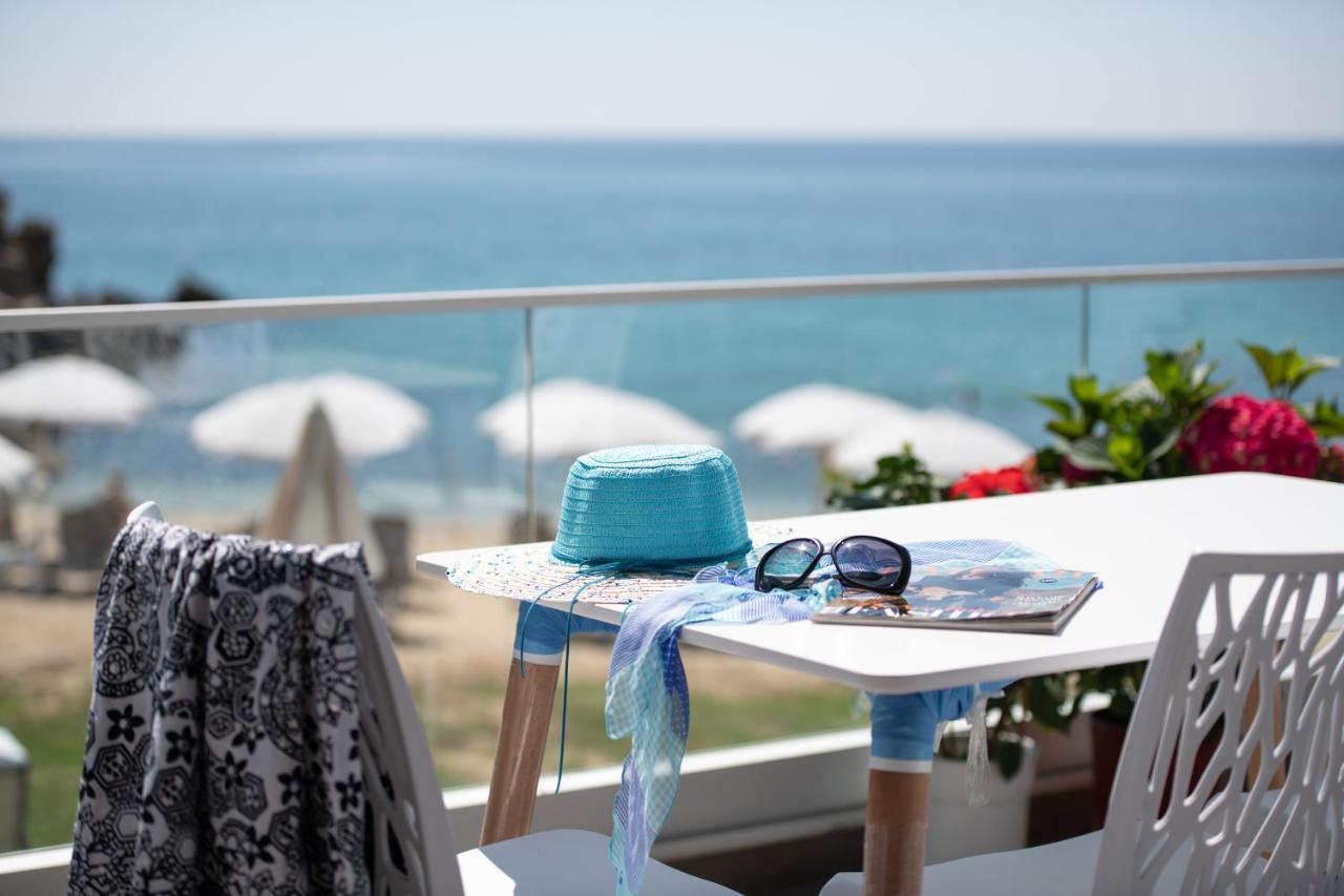 Almare Seaside Studios & Suites - Sarti Sithonia 外观 照片